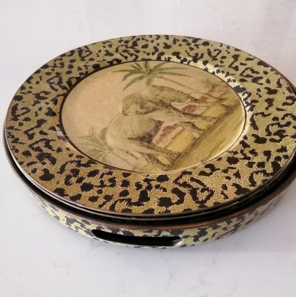Charger plates with matching serving tray - Picture 1 of 4